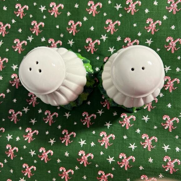 Blue Sky Clayworks Holiday Holly Berries & Leaves Salt & Pepper Shakers - Picture 4 of 5